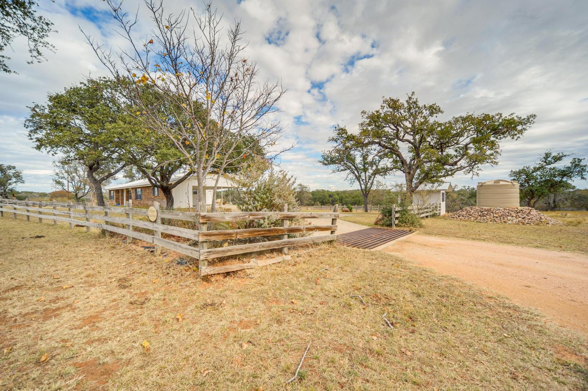 Historic Hoffmann Ranch Haus Near Wineries! Villa Fredericksburg Kültér fotó